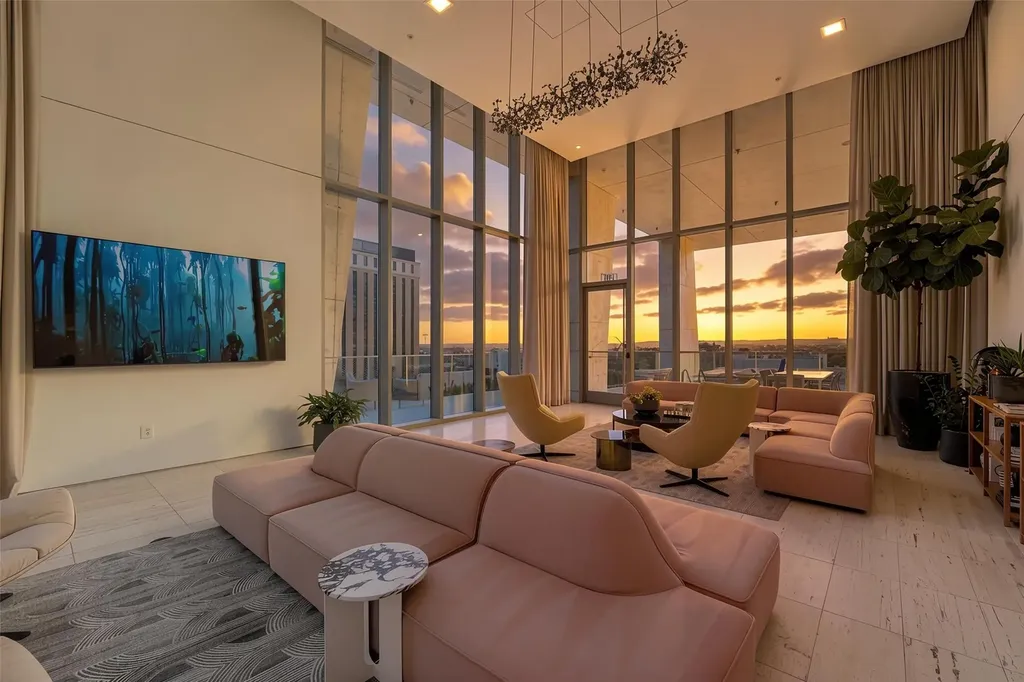 313 W 17th Street Austin TX 78701