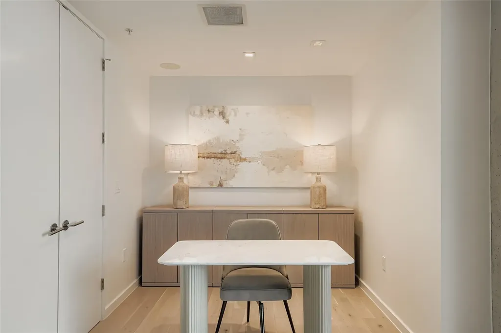 313 W 17th Street Austin TX 78701
