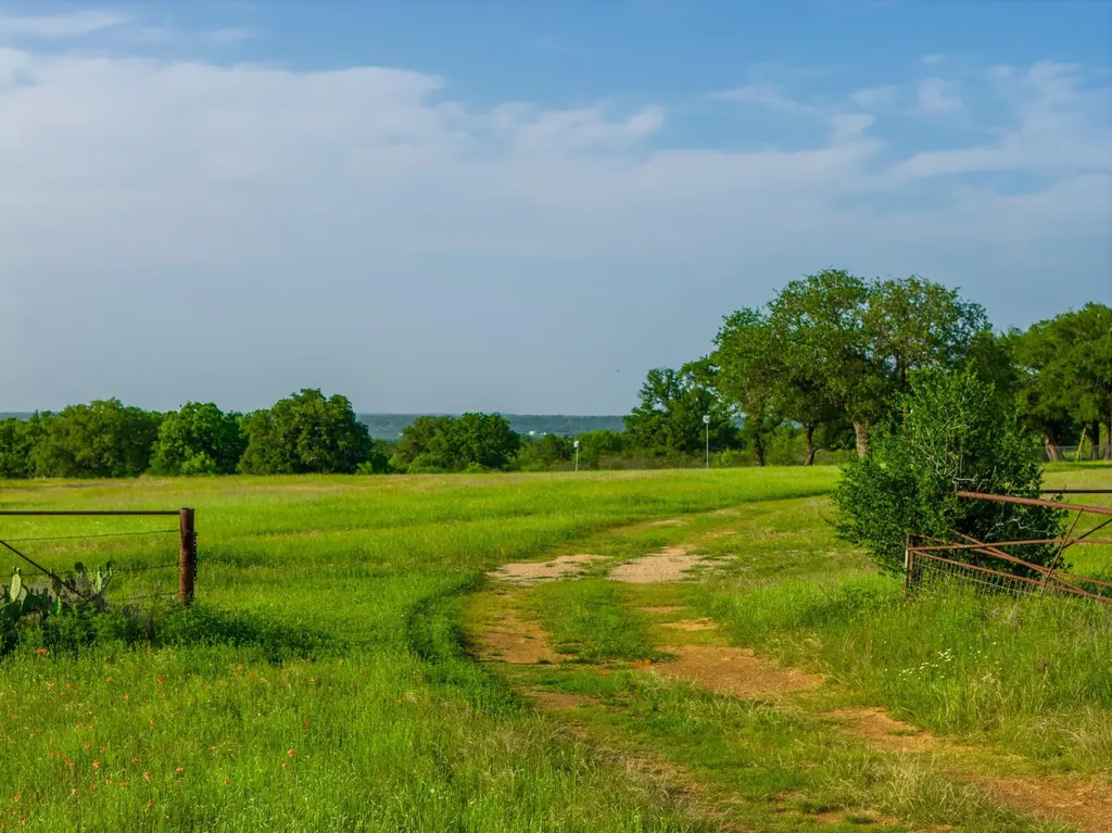 11079 Cr 266 Rochelle TX 76872