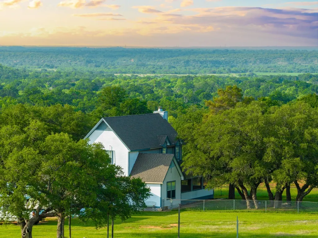 11079 Cr 266 Rochelle TX 76872