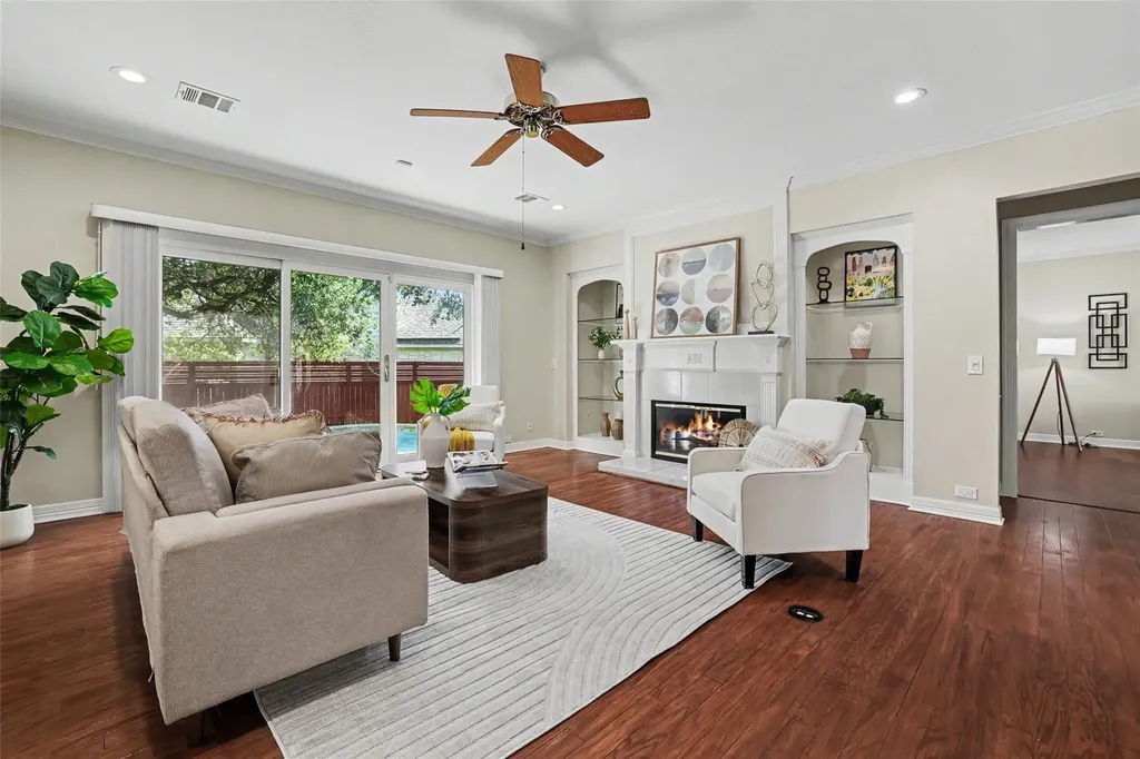 8504 Sweetness Lane Austin TX 78750