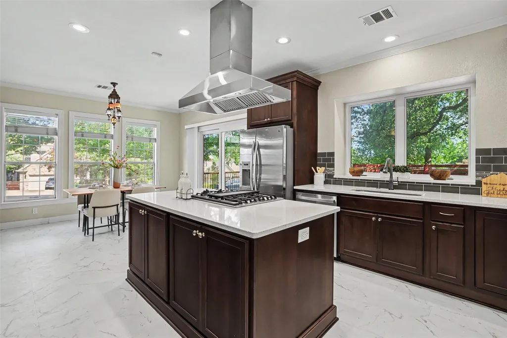 8504 Sweetness Lane Austin TX 78750