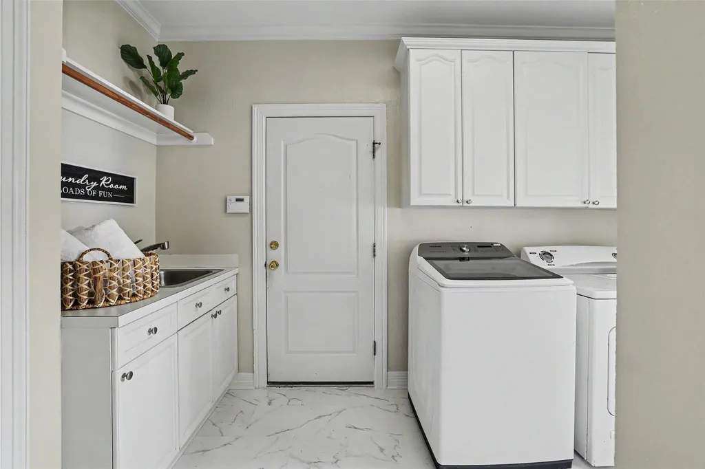8504 Sweetness Lane Austin TX 78750
