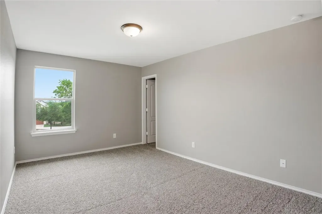 670 Landon Samuel Loop Pflugerville TX 78660