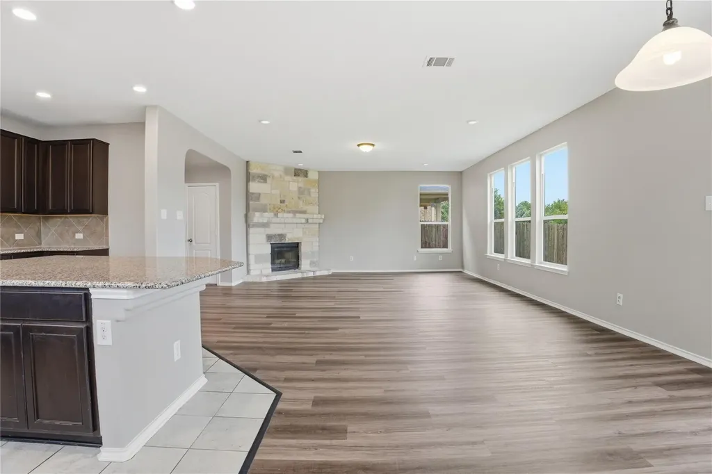 670 Landon Samuel Loop Pflugerville TX 78660