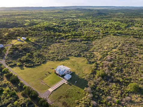 1130 Crownover Lane Round Mountain TX 78663