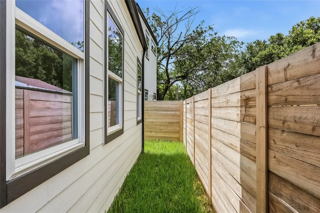 6809 Porter Street Austin TX 78741