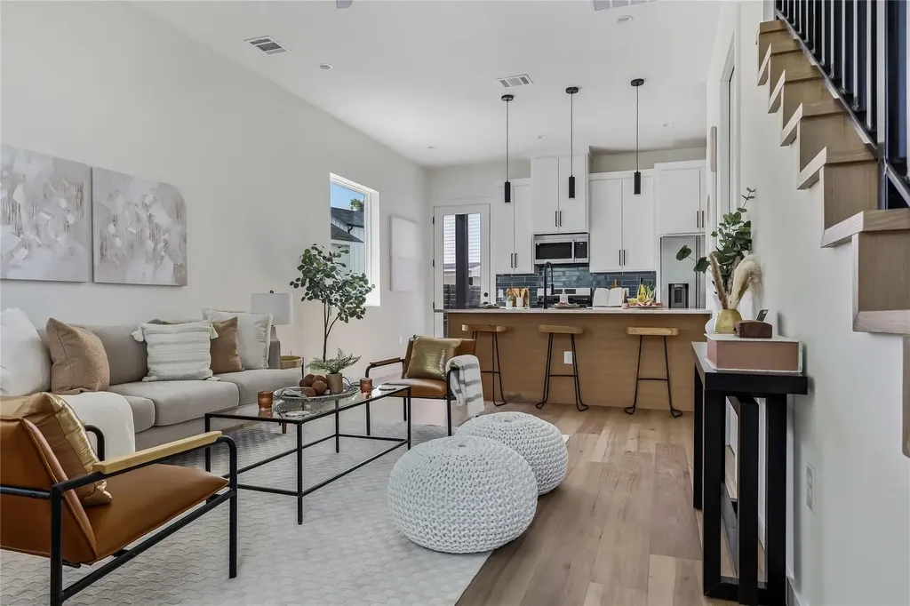 6809 Porter Street Austin TX 78741