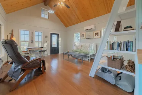 8507 Hammett's Crossing Round Mountain TX 78663