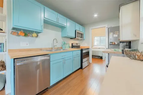 8507 Hammett's Crossing Round Mountain TX 78663