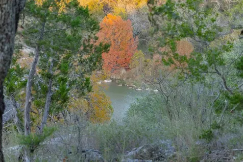 8507 Hammett's Crossing Round Mountain TX 78663