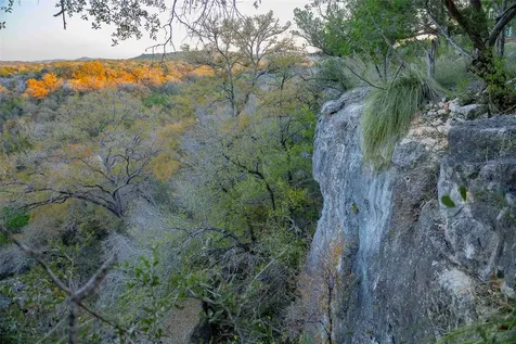 8507 Hammett's Crossing Round Mountain TX 78663
