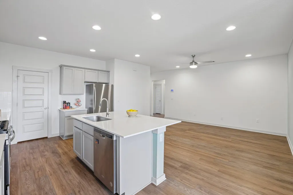 109 Filifera Court Leander TX 78641
