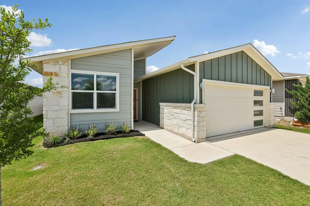 109 Filifera Court Leander TX 78641