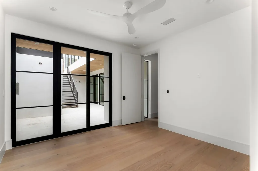 3411 Bridle Path Austin TX 78703