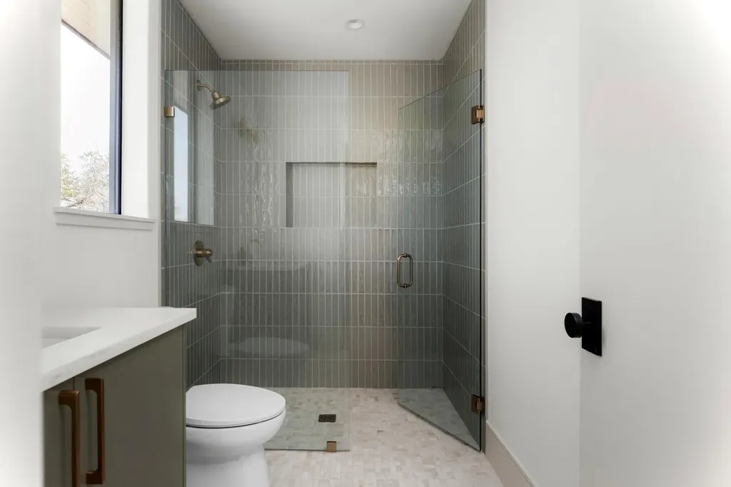 3411 Bridle Path Austin TX 78703