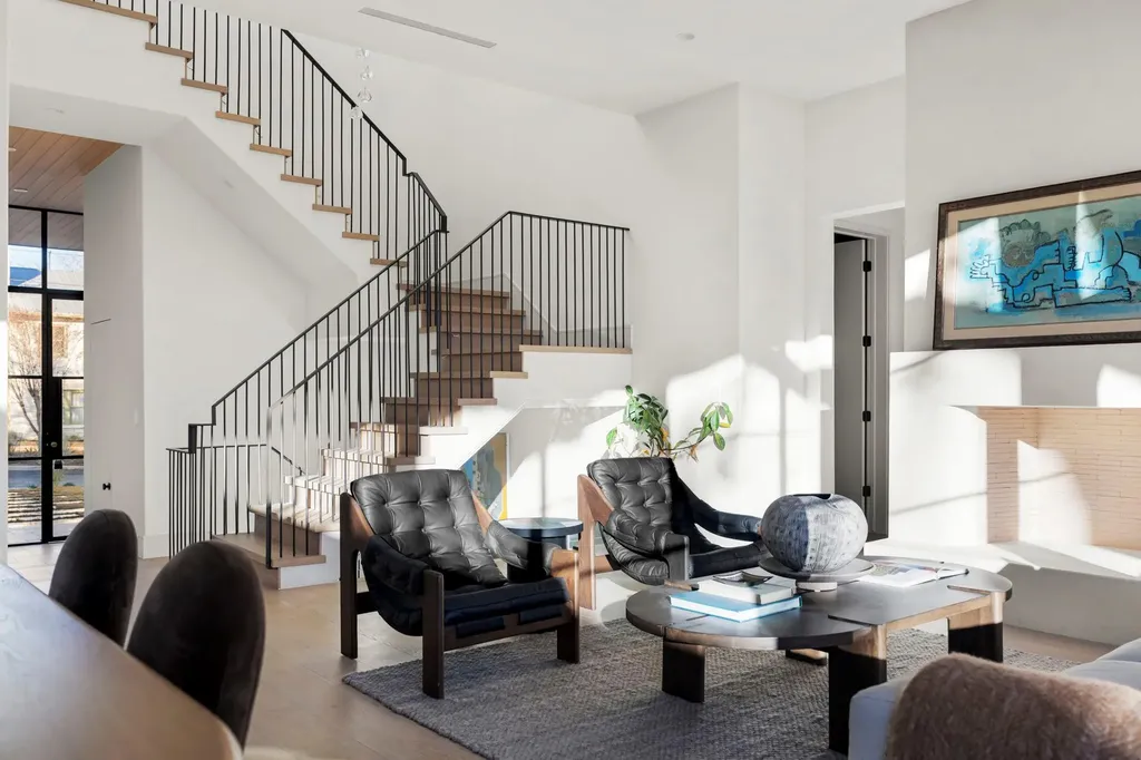3411 Bridle Path Austin TX 78703