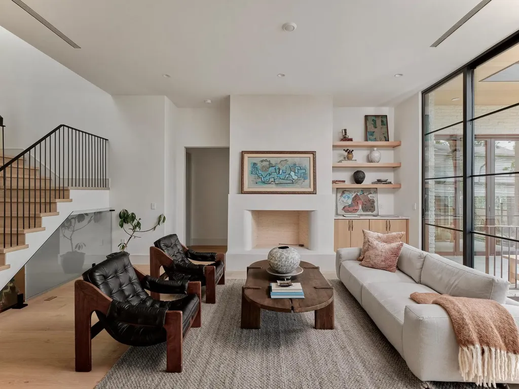 3411 Bridle Path Austin TX 78703