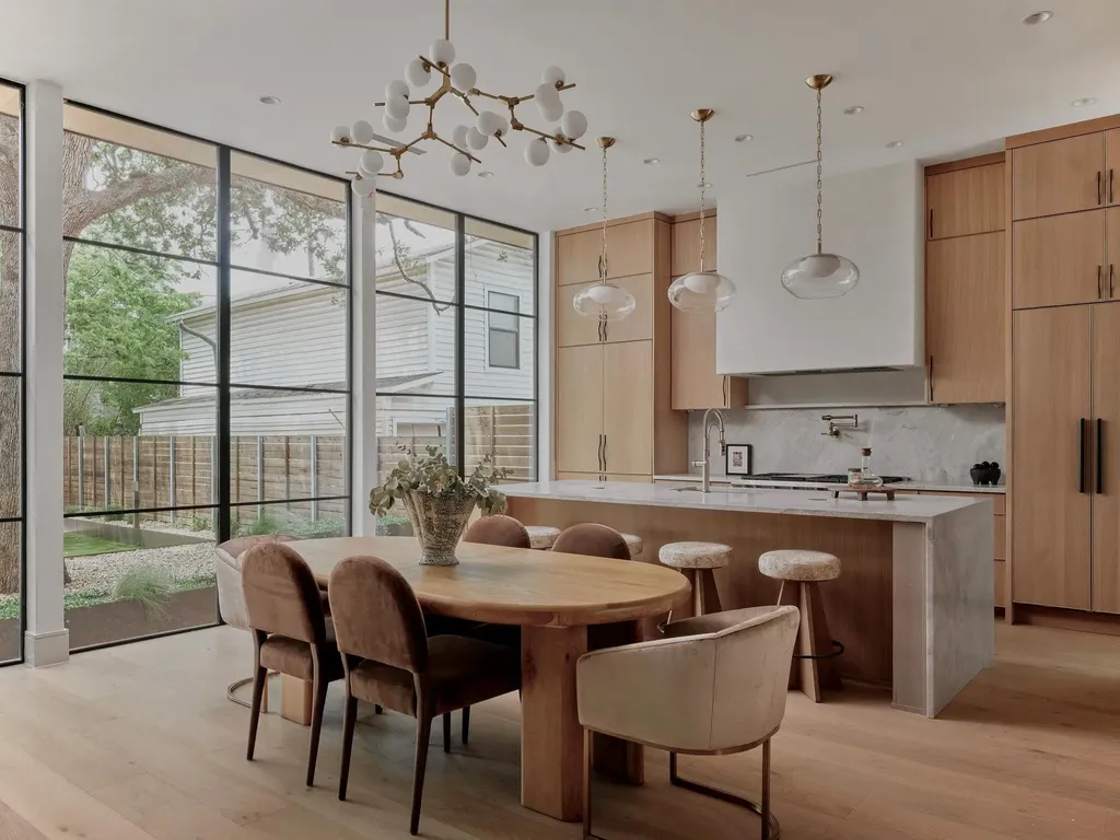 3411 Bridle Path Austin TX 78703