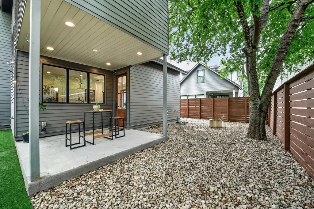 2901 Castro Street Austin TX 78702
