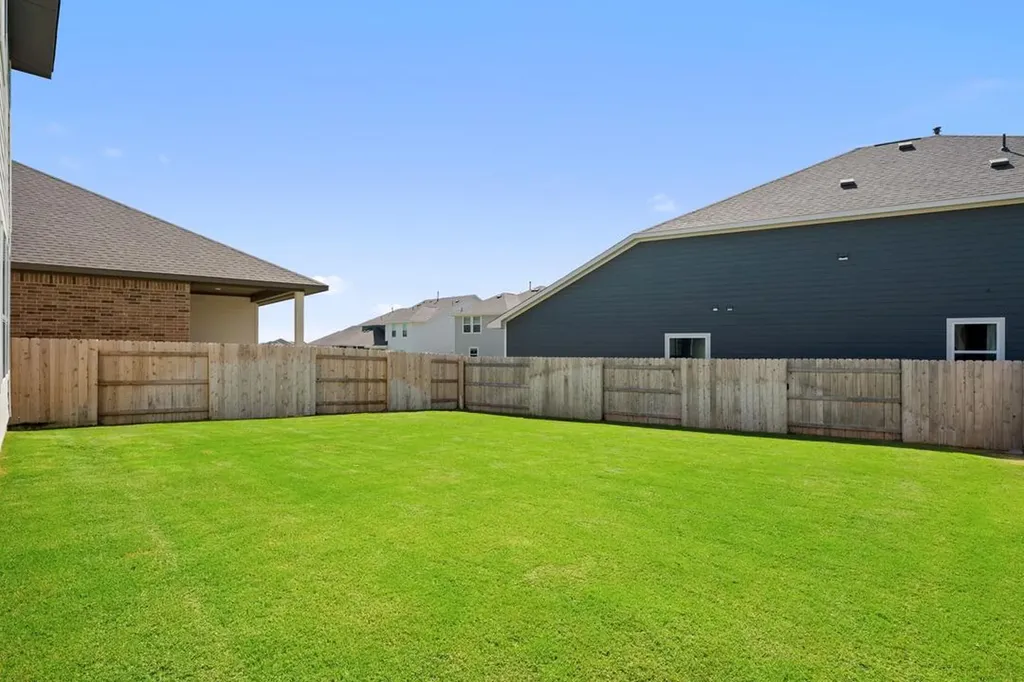 504 Lariat Loop Liberty Hill TX 78642