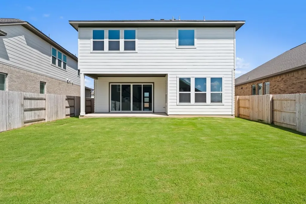 504 Lariat Loop Liberty Hill TX 78642
