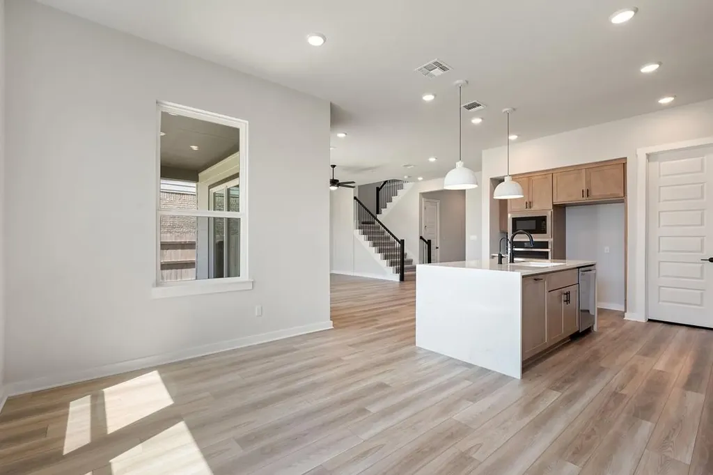 504 Lariat Loop Liberty Hill TX 78642
