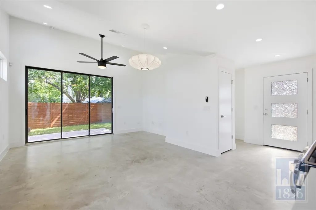 1805 Tillery Street Austin TX 78721