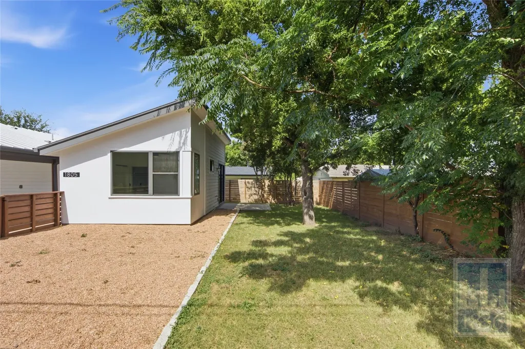1805 Tillery Street Austin TX 78721