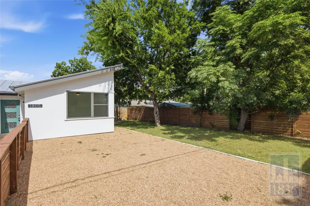 1805 Tillery Street Austin TX 78721