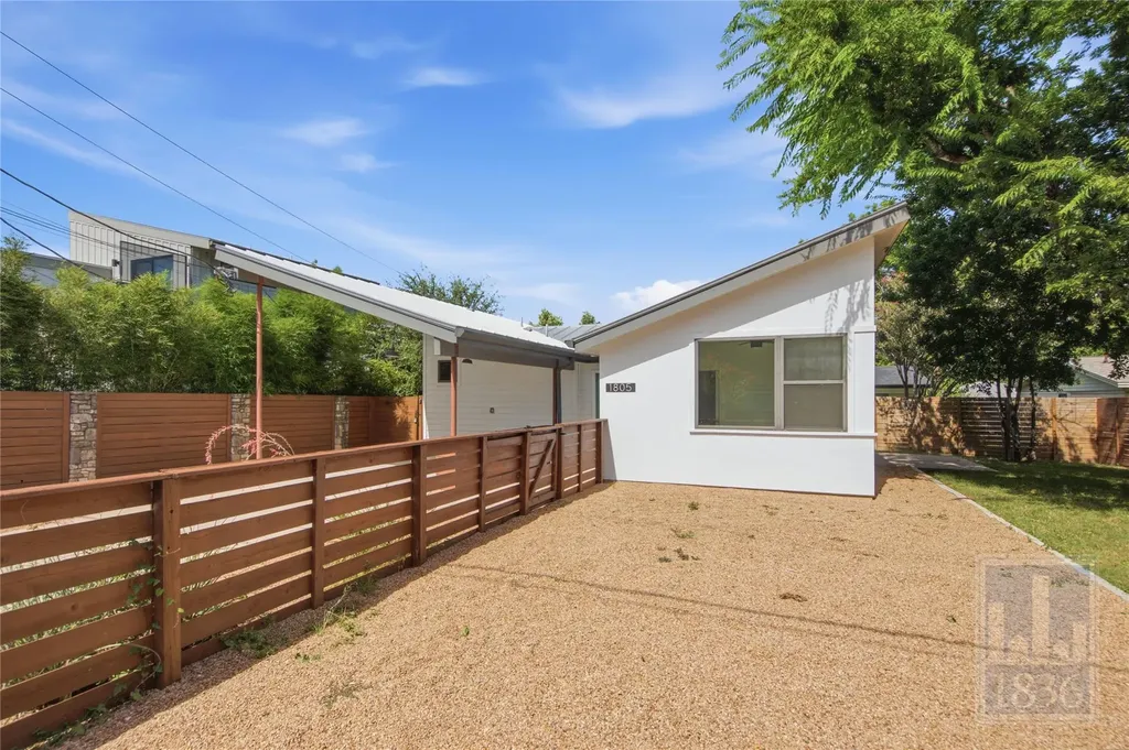 1805 Tillery Street Austin TX 78721