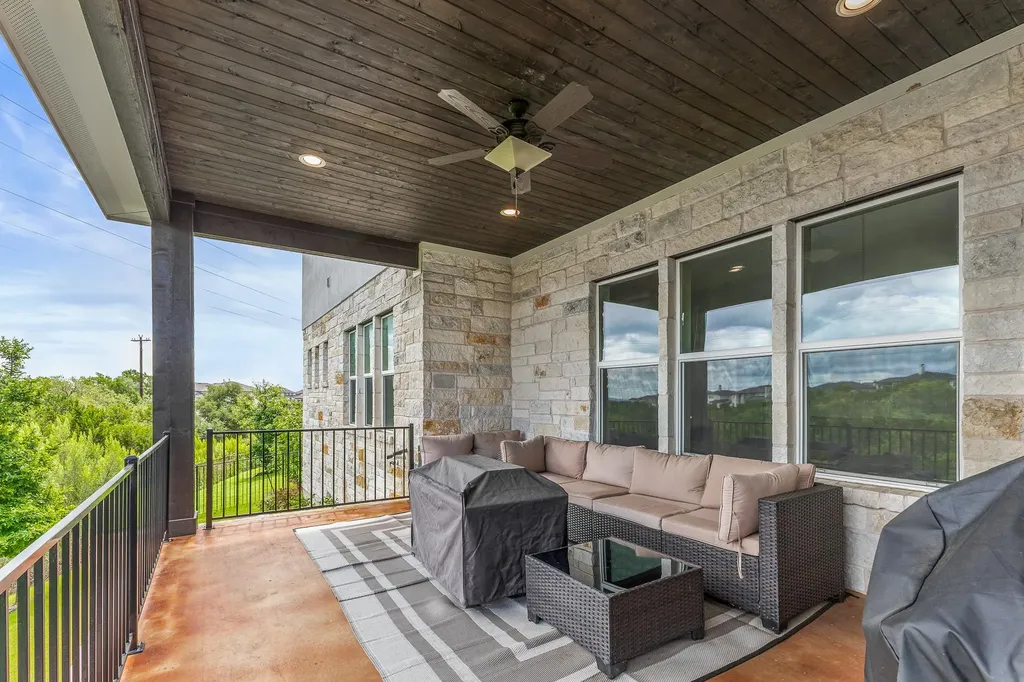 605 Gunison Drive Austin TX 78738