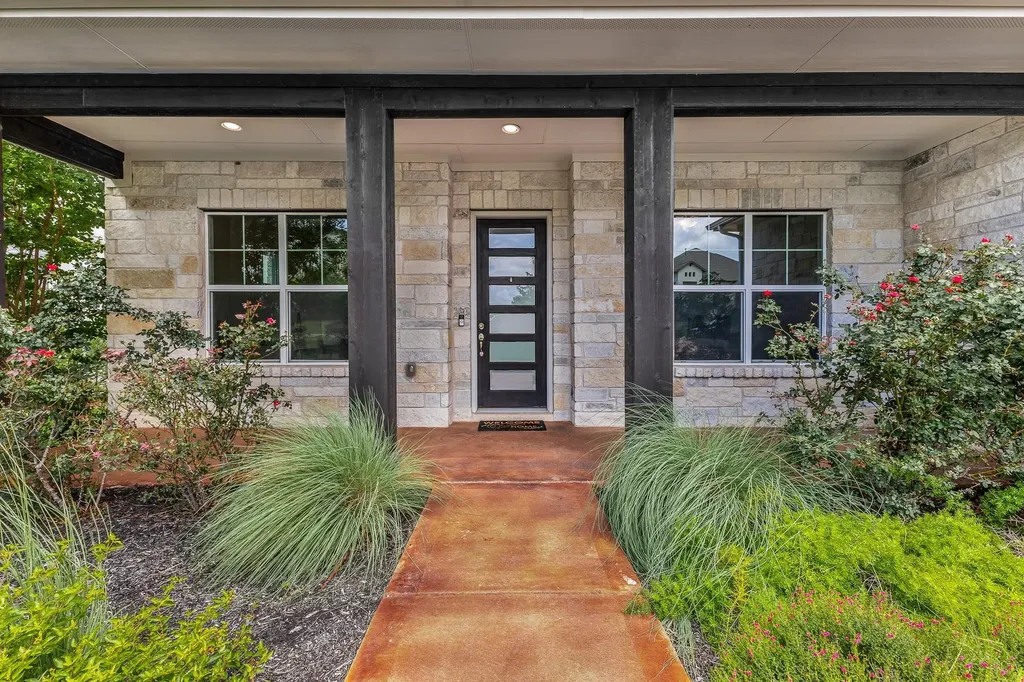 605 Gunison Drive Austin TX 78738