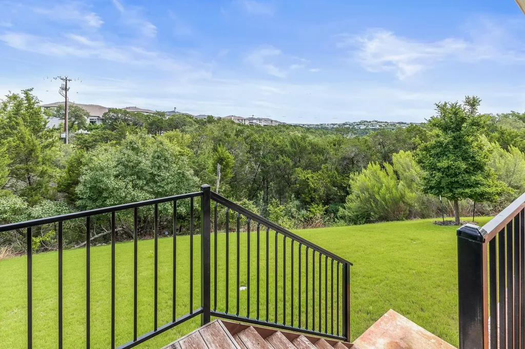 605 Gunison Drive Austin TX 78738