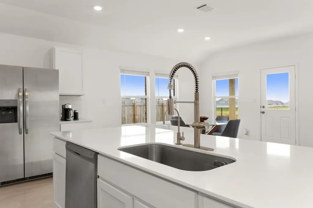 1612 Devine Lake Bend Leander TX 78641
