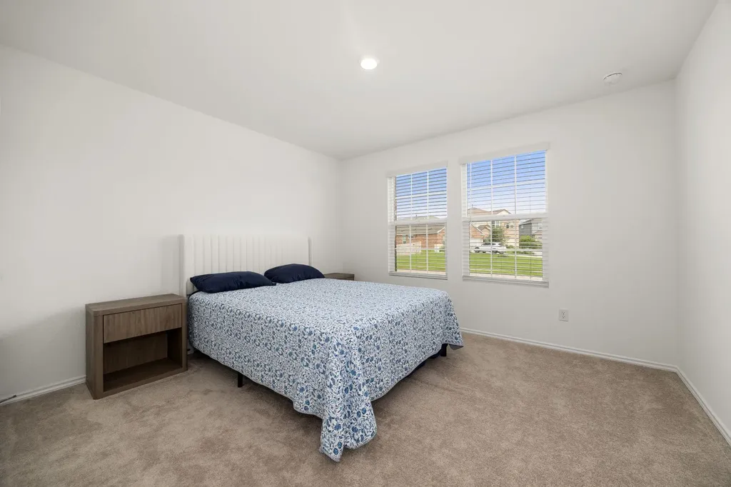 1612 Devine Lake Bend Leander TX 78641
