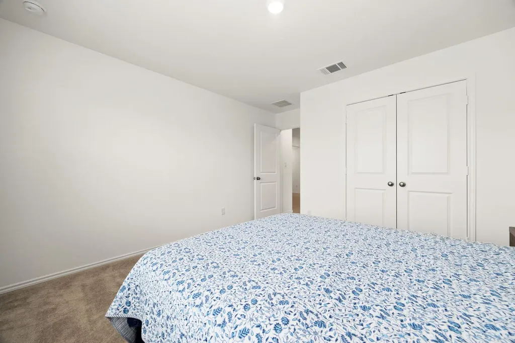 1612 Devine Lake Bend Leander TX 78641