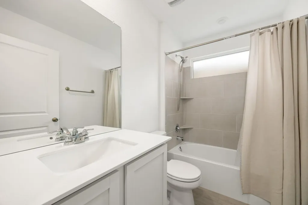 1612 Devine Lake Bend Leander TX 78641
