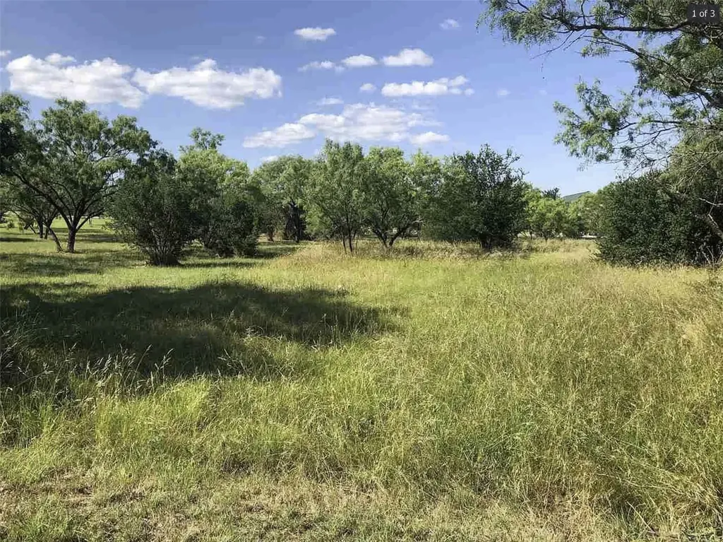 320 Lakawana Horseshoe Bay TX 78657
