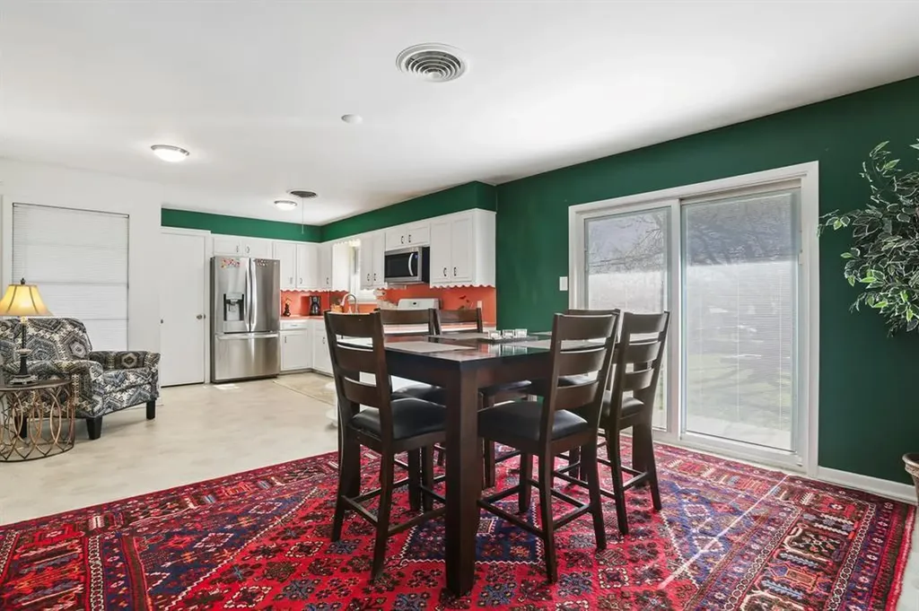 8511 Burrell Drive Austin TX 78757