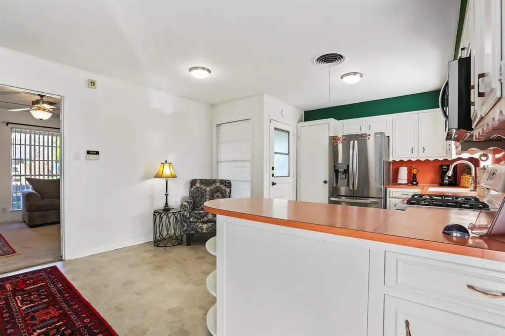 8511 Burrell Drive Austin TX 78757