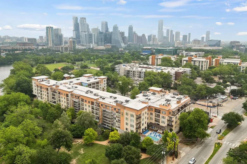 1900 Barton Springs Road Austin TX 78704