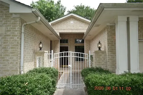 10016 Liriope Cove Austin TX 78750