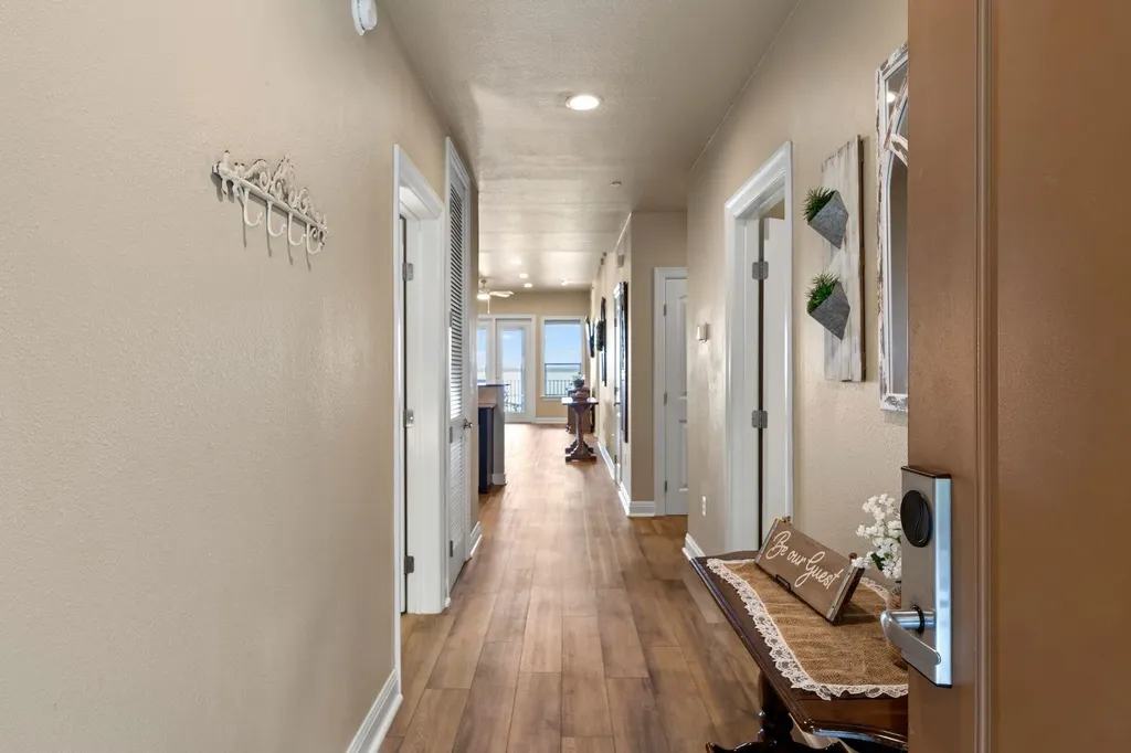 1001 The Cape Road Horseshoe Bay TX 78657
