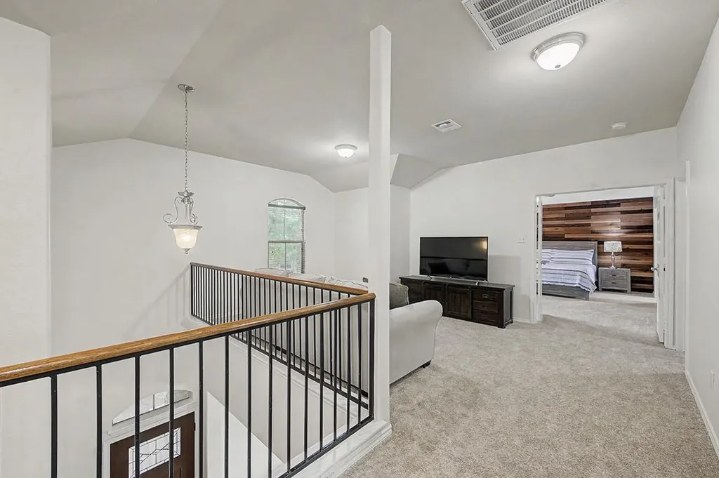 17804 Linkhill Drive Dripping Springs TX 78620