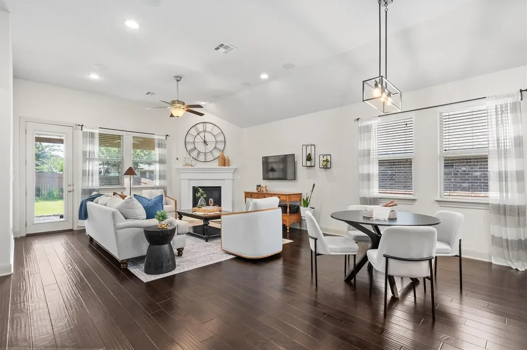 2732 Florin Cove Round Rock TX 78665