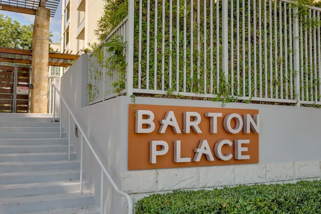 1600 Barton Springs Road Austin TX 78704