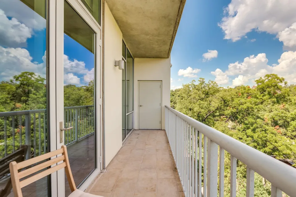 1600 Barton Springs Road Austin TX 78704