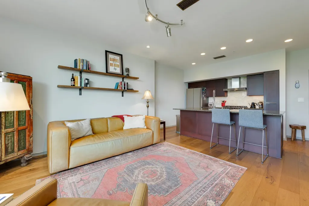1600 Barton Springs Road Austin TX 78704