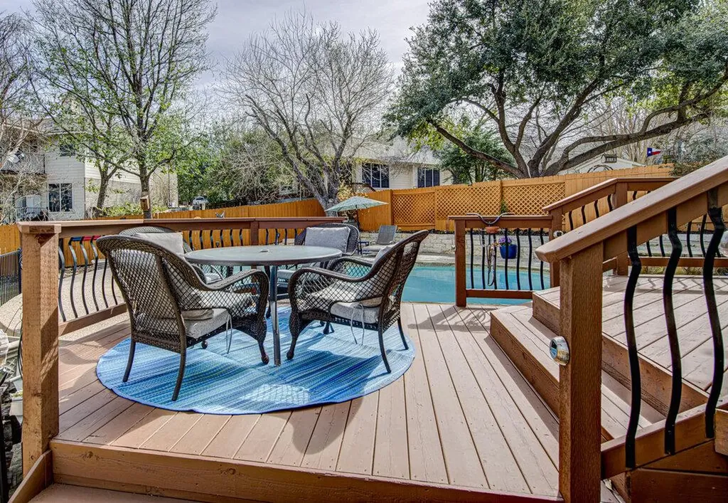 208 Kettleman Lane N Austin TX 78717